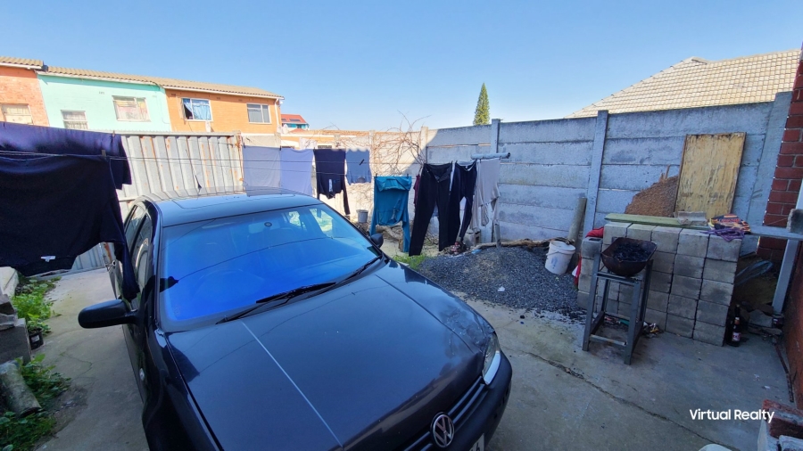 3 Bedroom Property for Sale in Elsies River Western Cape